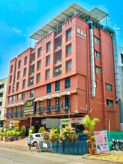 Super Hotel O RK's Regency Near Navale Hospital Back Gate
