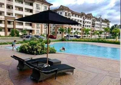 1BR Condo perfect for couple stay Free pool and wifi
