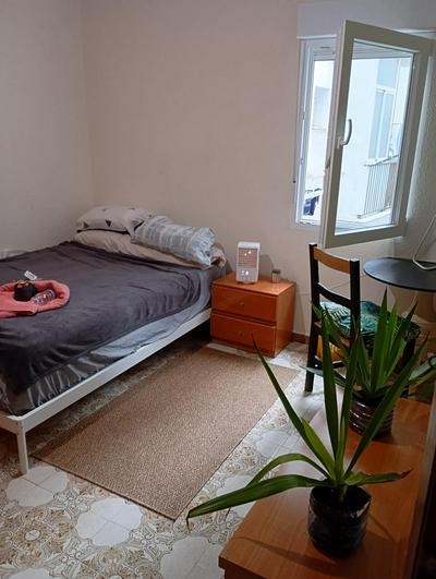 Großes modernes Zimmer "Silber" für 2 Personen und Katzenliebhaber