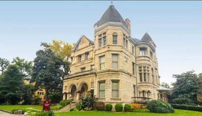 Spacious 3-BR Retreat Near Louisville Attractions