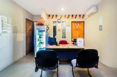 OYO 44017 L & C Premium Stay