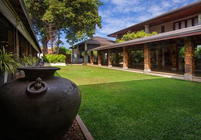 The Full Moon Hotel Katunayake