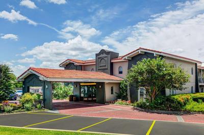 Baymont by Wyndham Austin University Area