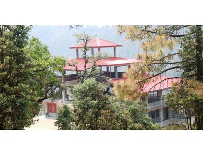 Hotel Morya, Kareri