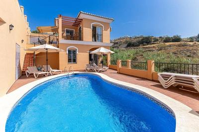 Private villa in Tamango Hill