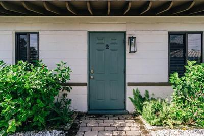 Two blocks from Beach - Walk to the water!