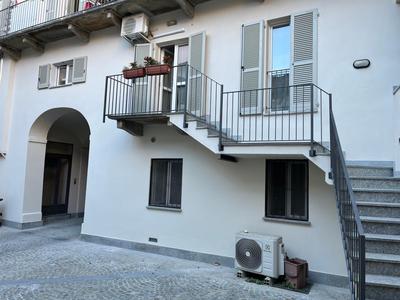 Apartment Corso Alfieri from 1700s AC & Queen Bed