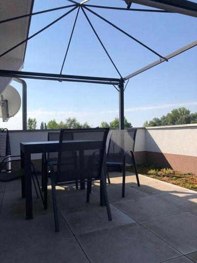 Schicke Apartments in Messenähe