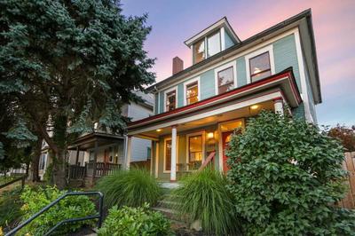 Charming Home with Garage, Hot Tub & Garden! Near OSU & Short North