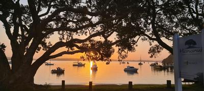 Hananui Lodge and Apartments