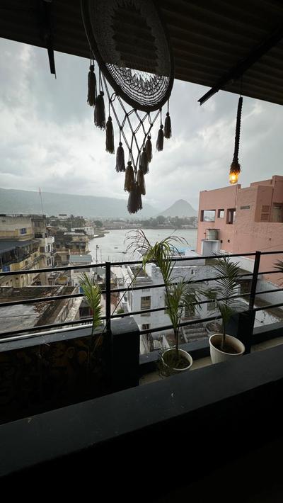 Hotel Holy Vibes Pushkar