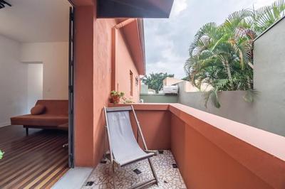 Casa tranquila ao lado do parque