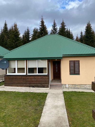Zabljak Family Residence
