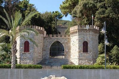 Torretta sul mare