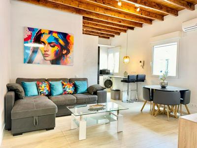 Salamanca Apartment Mid-stay
