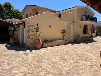 Tzortzinas Cottage