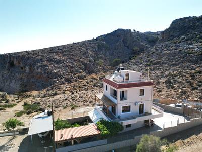 Triton Villa