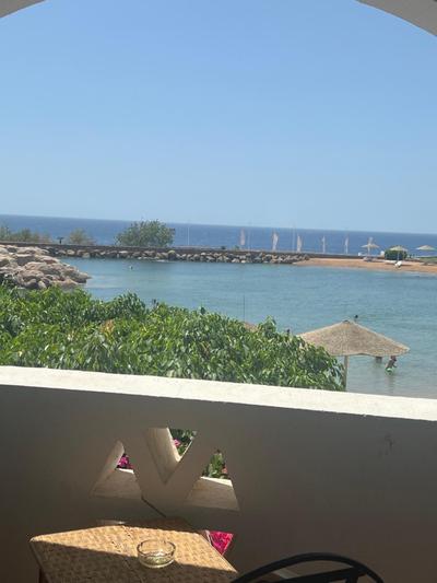 Domina coral bay Direct becah and lake view 4