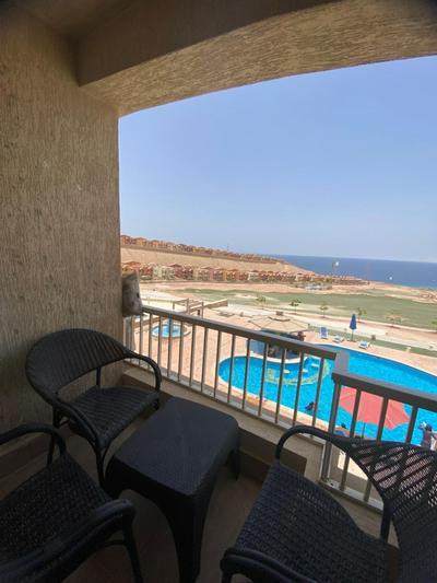 Porto Sokhna Island 1 families only