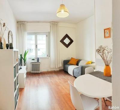 Apartamento con 4 habitaciones recien renovado