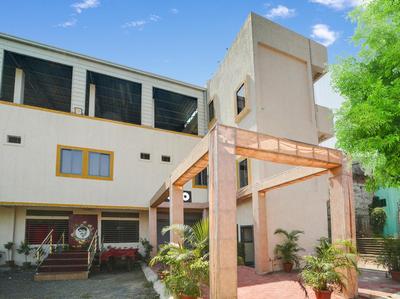 Super Hotel O Lalit And Marriage Garden