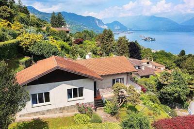 Lovely home with amazing lake views! - Casa Laura