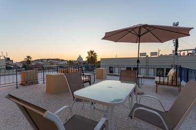 Central Mytilene City-View Apartment for 7