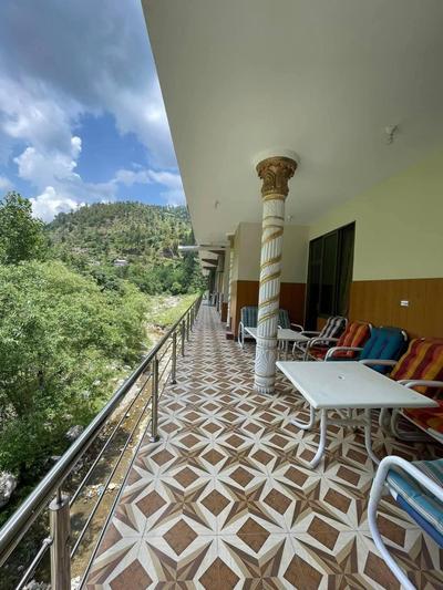 River Residency And Restaurant