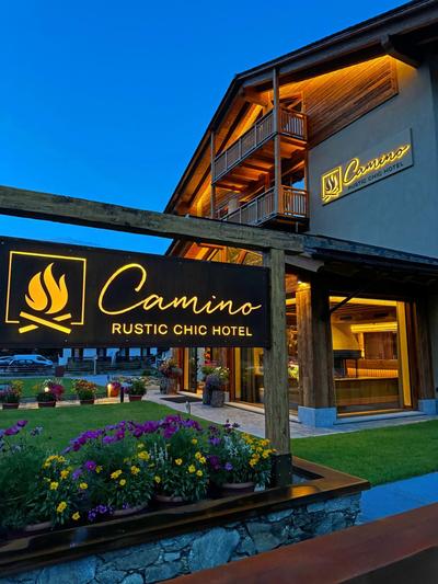 Camino Rustic Chic Hotel