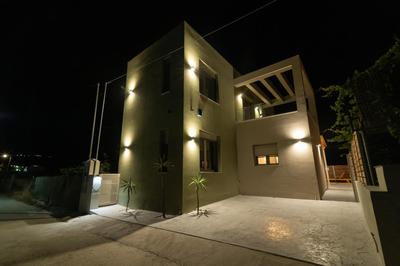Family Villa Okalia