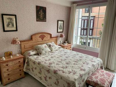 Downtown cozy apartment for four