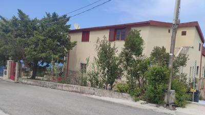 Villa Matassa 4 appartamenti vista mare in San Menaio