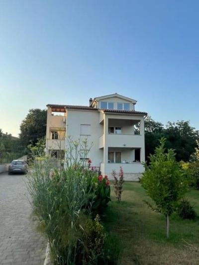 Apartment TIMA