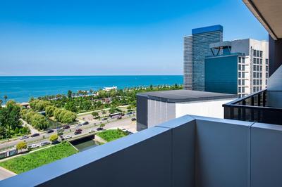 STEPS Batumi Hotel & Suites