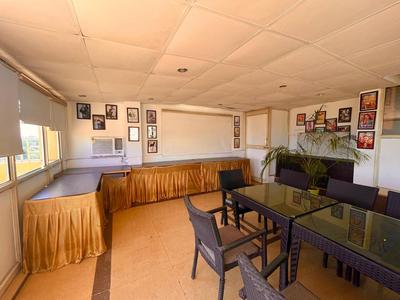 Palki Cafe & Stay