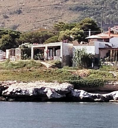 LA TERRAZZA SUL MARE monolocale con terrazza vicino aereoporto&mare SICILIAN VINTAGE STYLE BEACH HOUSE