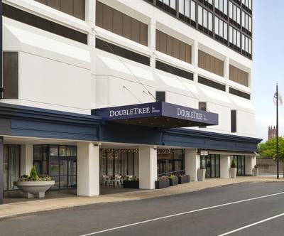 DoubleTree by Hilton Hartford Downtown