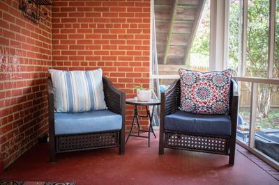 Charming 3BR Apartment in the Heart of Richmond