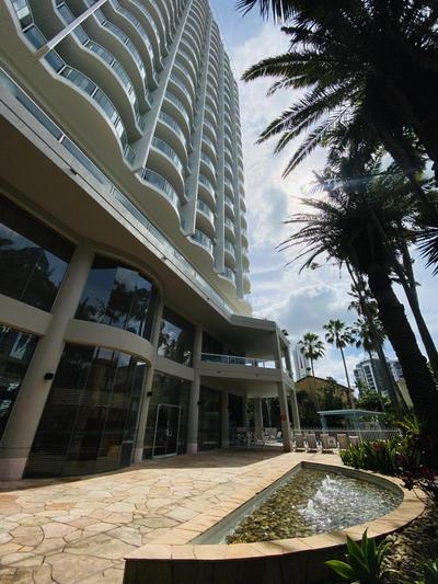 Ocean View Studio Apartment Surfers Paradise - Free Parking