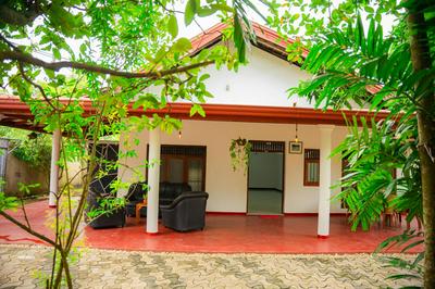 Hanguk Villa Mirissa