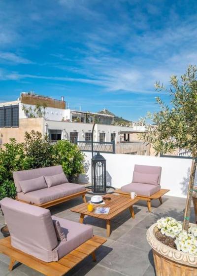 Aphrodite Penthouse w Acropolis View and Terrace