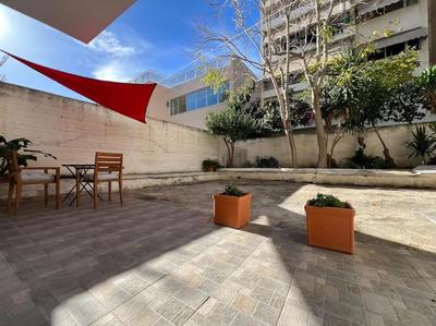 Piano Quiet Apartment Garden