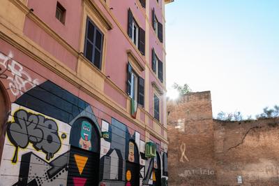 Half Palace, relaxing apartment in Rome San Lorenzo