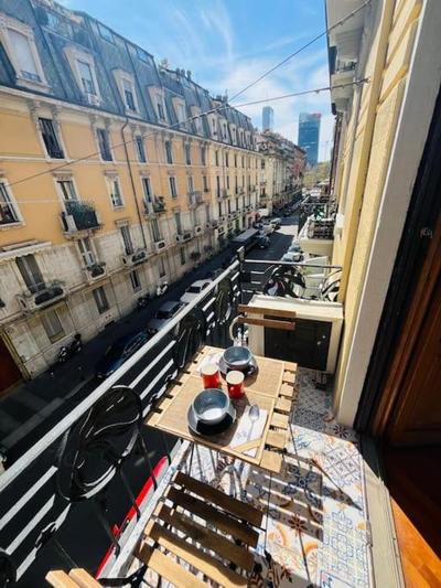 Sempione appartamento comfort con balcone a Milano
