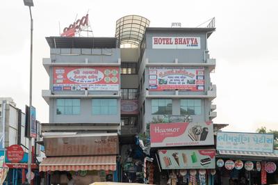 Hotel O Bhavya