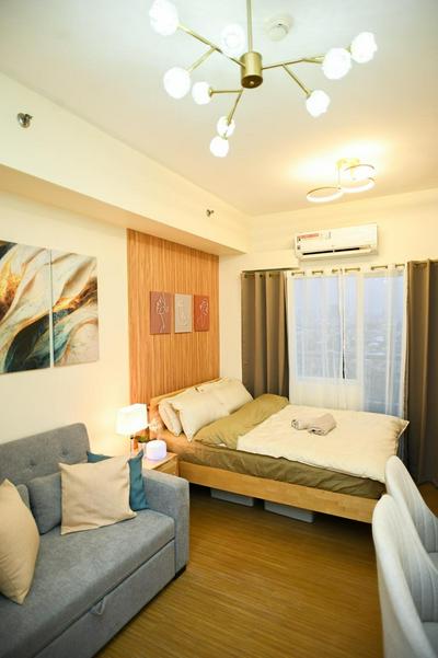 Chic Hotel Style Suite at Grace Res