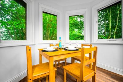 Stylish Apartment - Outdoor Terrace - Wolverhampton - Netlix - Wifi - 9bPC