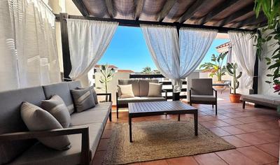 Chic and sunny Vistalmar Apartment, Large Terrace, 2 bedroom, multiple swimming pools