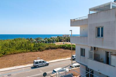 Beachfront Apartment with Amazing Sea View Balconies