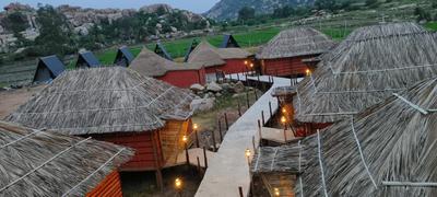 Golden Chariot Resort